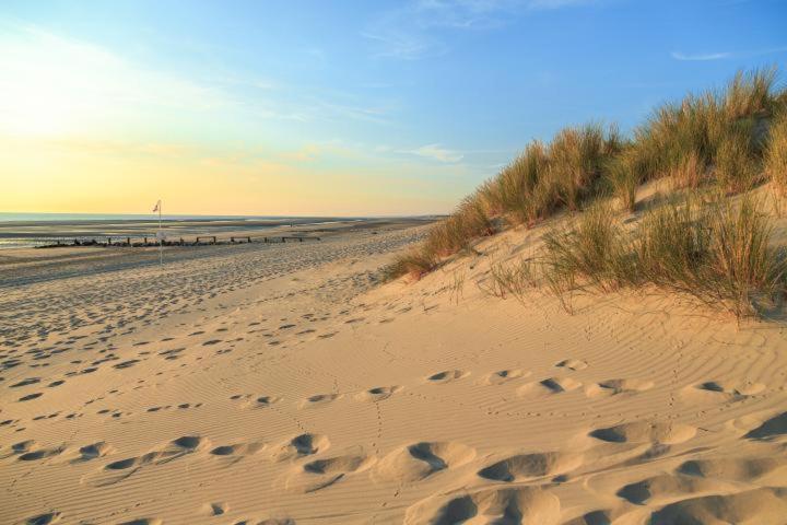 Cottage Proche Du Bord De Mer Et Au Coeur Des Dunes Merlimont Plage Dış mekan fotoğraf